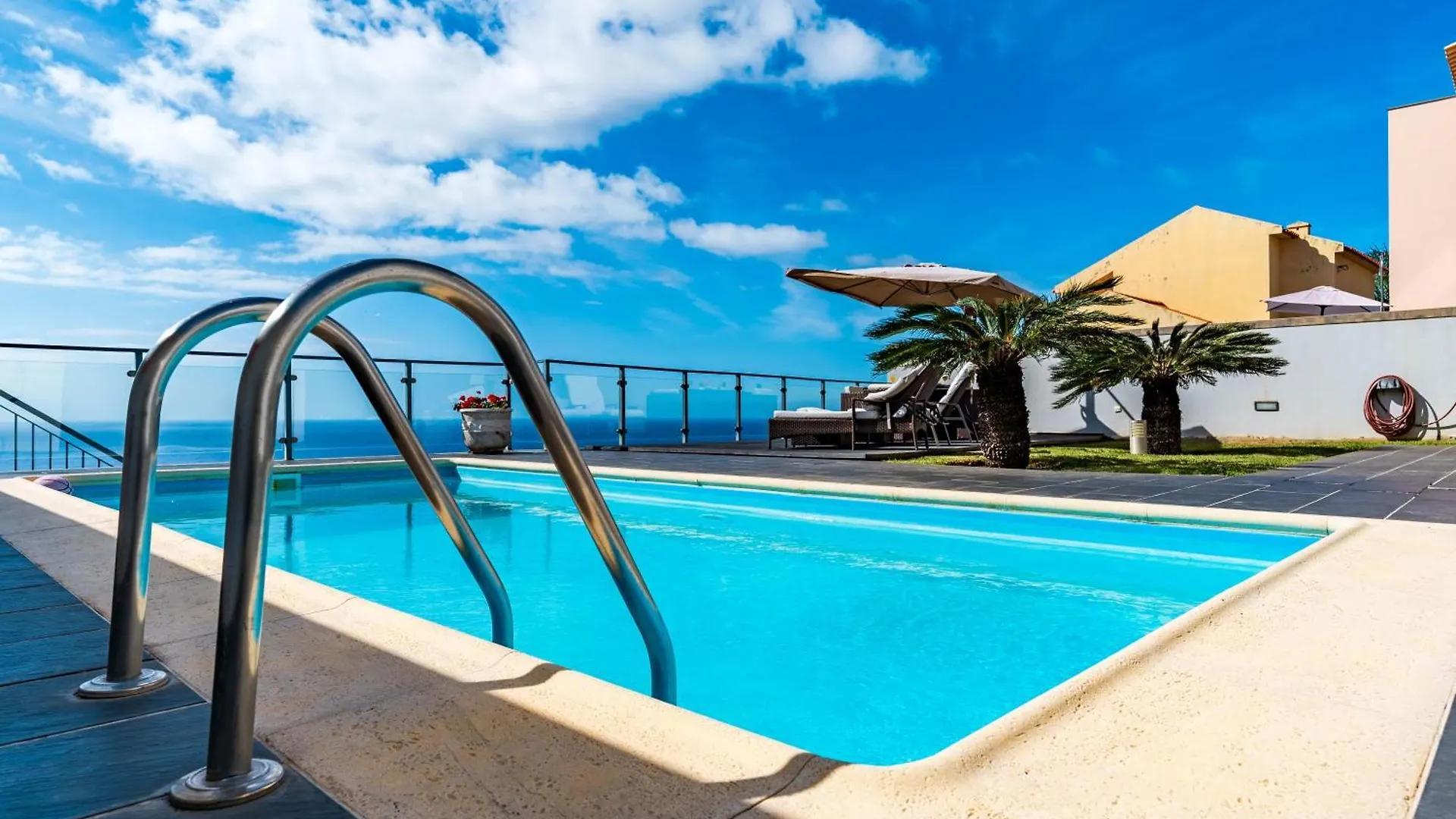 Villa Alex,Pool And Ocean View Calheta  0*, Calheta (Madeira)