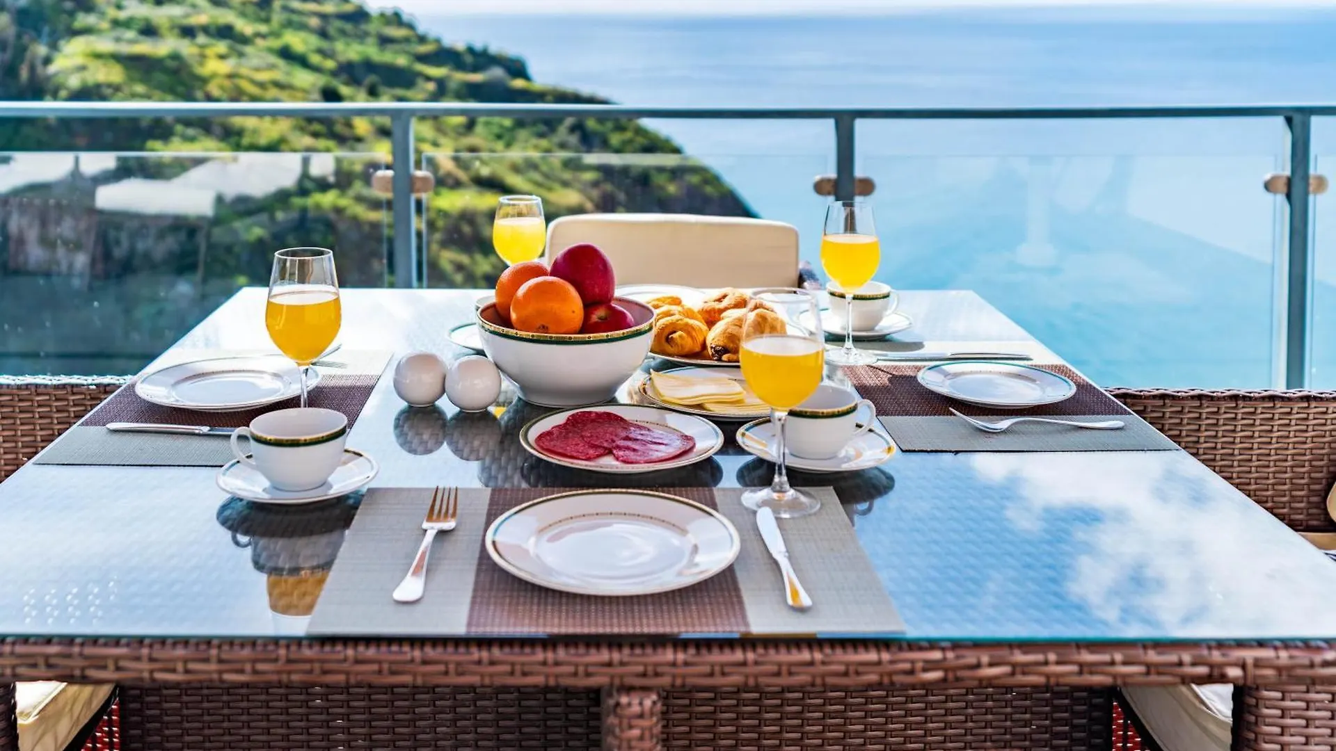 Villa Alex,Pool And Ocean View Calheta   Calheta (Madeira)